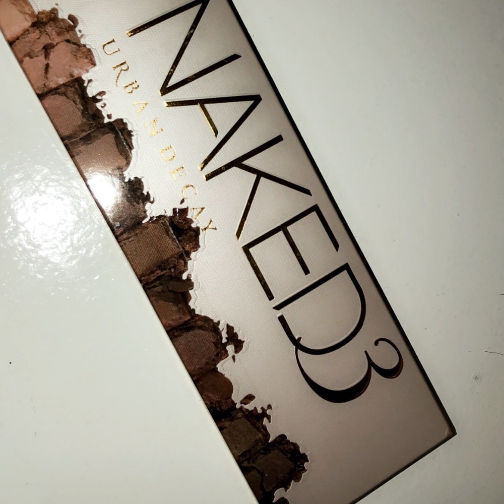 Naked 3 Palette